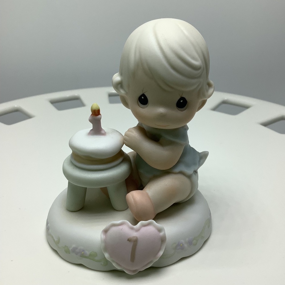 Precious Moments Growing in‎ Grace Age 1  1994 Baby Girl w/ Cake & Candle